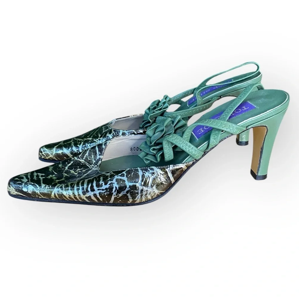 T16 Top Shoe Whimsical Heels
